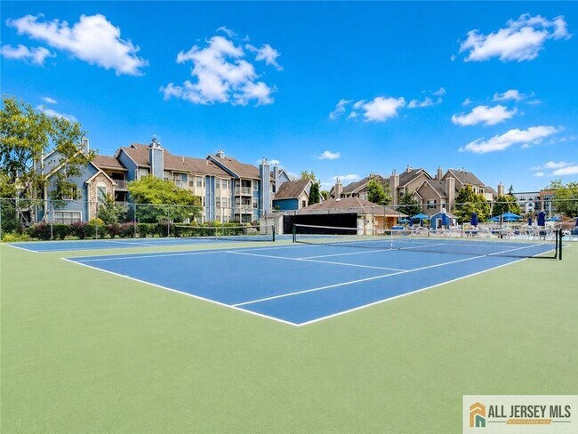 Building Photo - 130 Longfield Ct