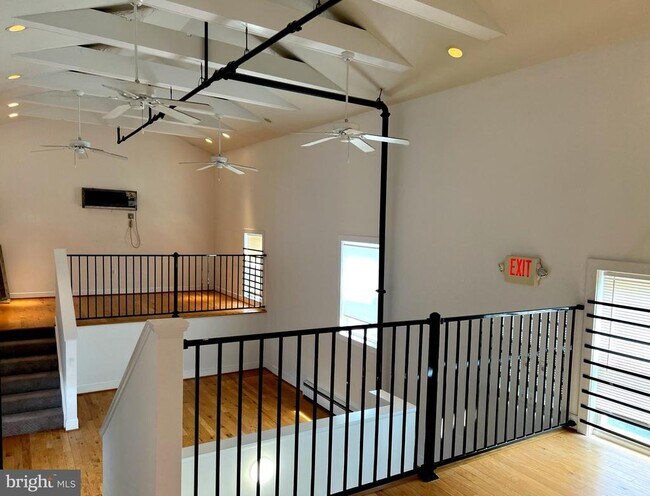 Building Photo - 201 N 23rd St