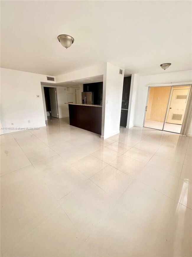 Building Photo - 15320 SW 106th Terrace