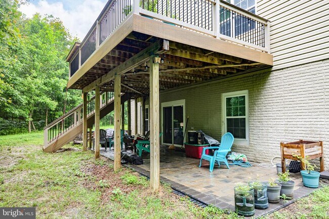 Building Photo - 141 Livingwood Ct