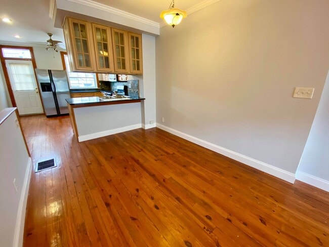 Building Photo - Exceptional 2bed/3ba Patterson Park Home - Large Rear Deck & Parking Pad!