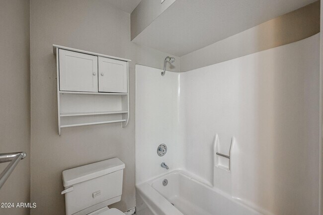 Building Photo - 3715 W Yucca St