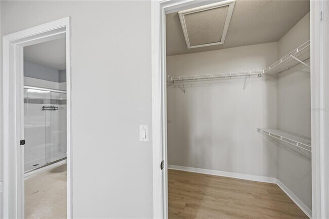 Building Photo - 1195 Villagio Cir