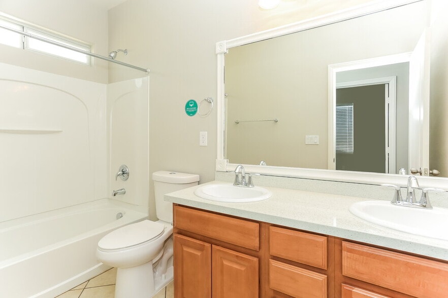 Building Photo - 9308 Euphoria Rose Ave