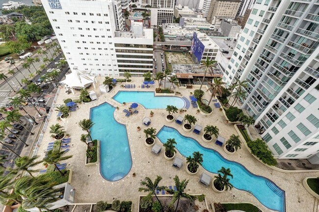 Building Photo - 244 Biscayne Blvd