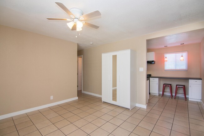 Interior Photo - Downing Studios on 12th St