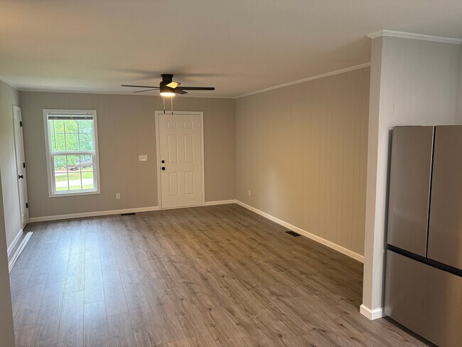 Building Photo - 5508 Wrenn Dr