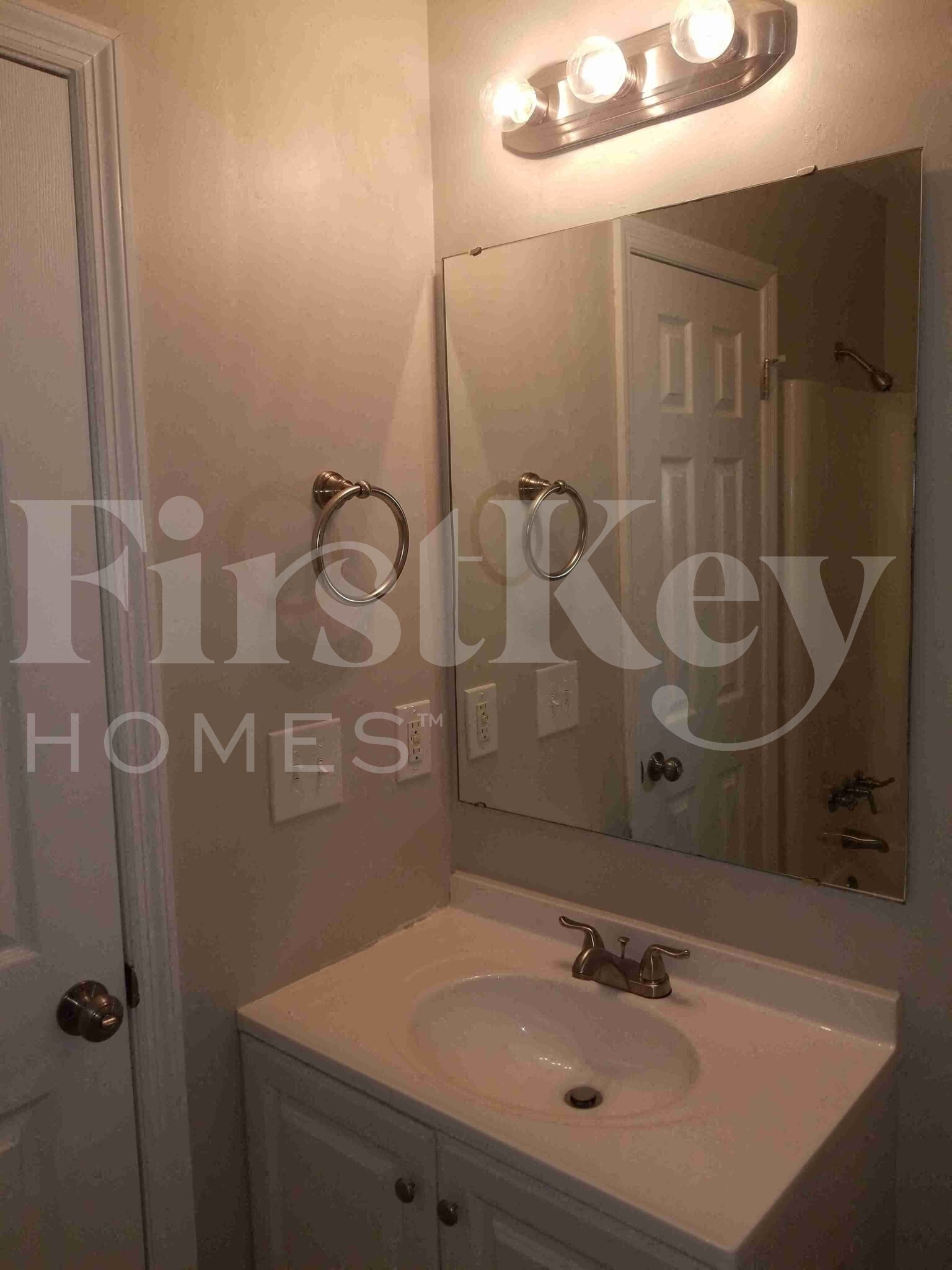 Building Photo - 430 Citadel St