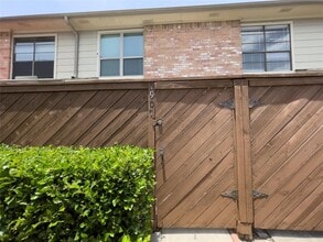 Building Photo - 8801 Hammerly Blvd