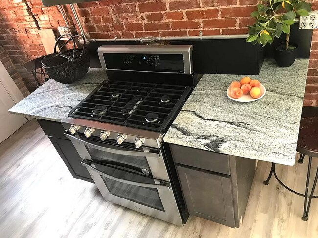 Building Photo - 4529 Arco Ave