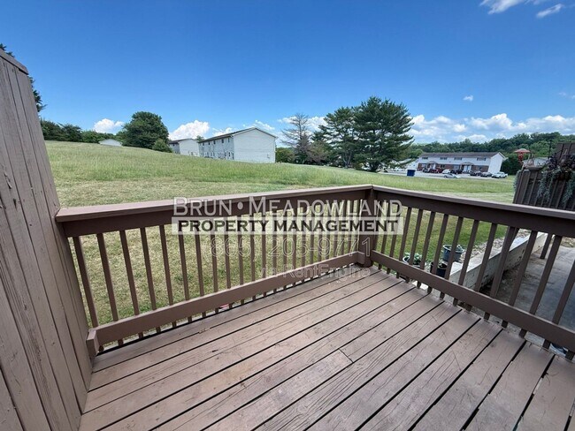 Building Photo - 3708 Moss Ln