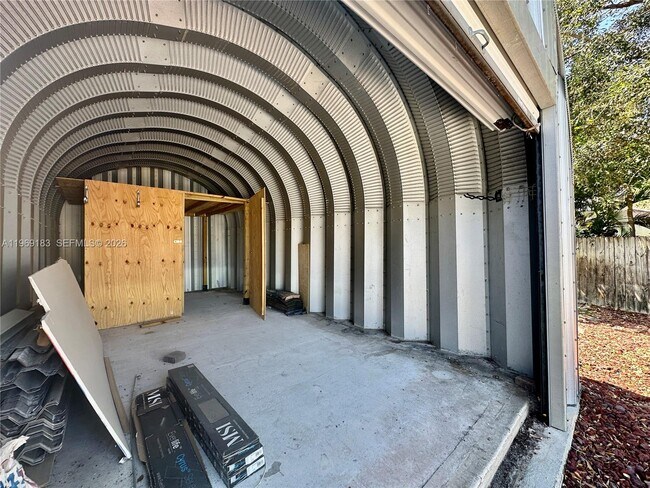 Building Photo - 8 SW 11th St