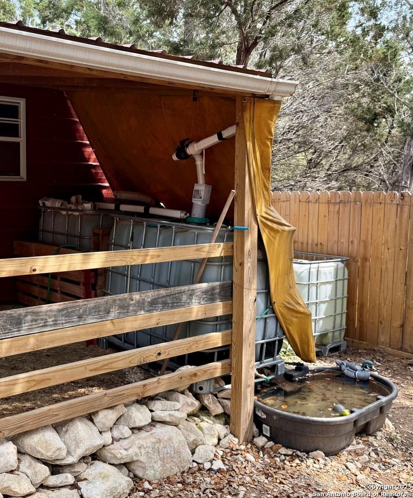 Building Photo - 1224 Campfire