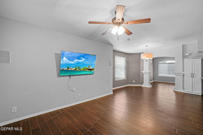 Building Photo - 4081 Tierra Bronce Dr