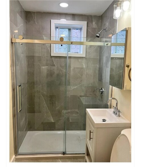 Building Photo - 22 Anita Ter