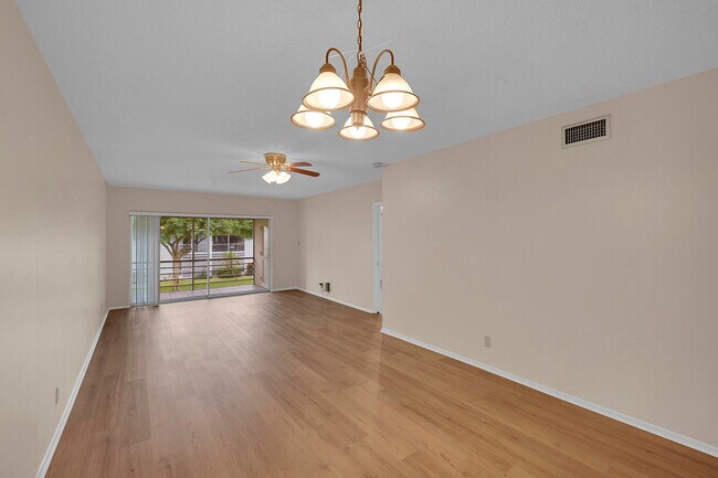 Building Photo - 2340 SW 22nd Ave