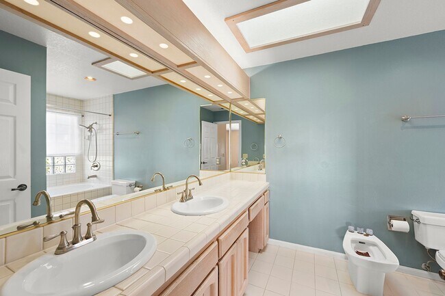 Building Photo - Ocean View La Jolla Home | 3BR + 3BA | Patio, Balcony & 2-Car Garage