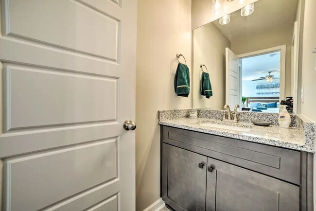 Building Photo - Pet Friendly Three Bedroom!
