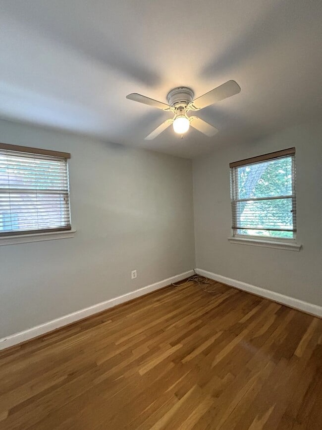 Building Photo - 162 Wesmond Dr