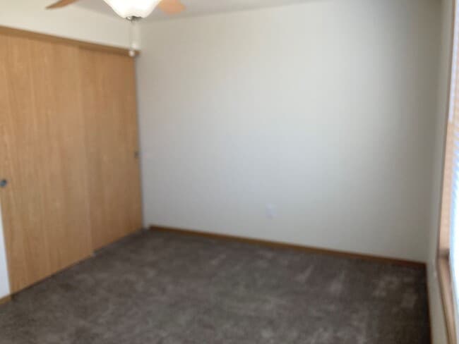 Building Photo - Ranch-Style Home With Gas Fireplace and Wa...
