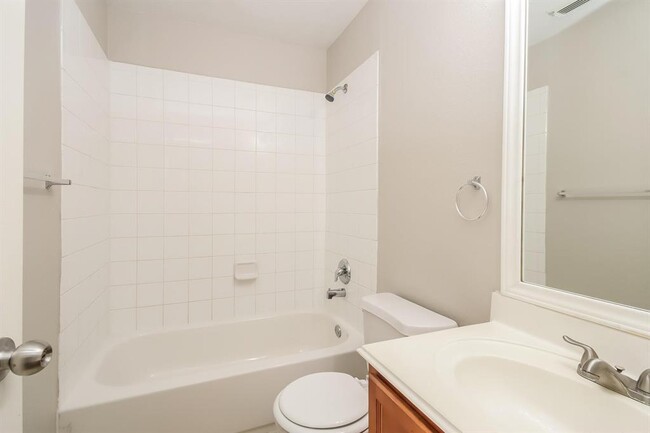 Building Photo - 2615 Kiplands Ct