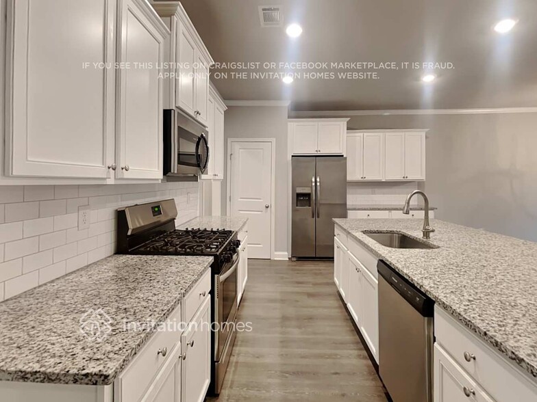 Building Photo - 876 Sweet Rosalie Ct