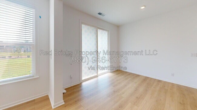 Building Photo - 13248 Chopin Ridge Rd