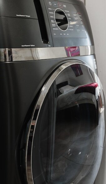 Building Photo - 800 E Camino Real