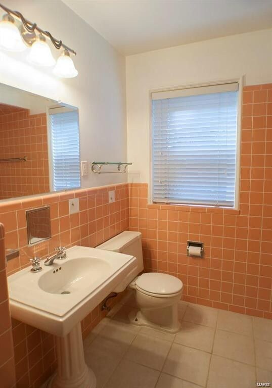 Building Photo - 8008 Delmar Blvd