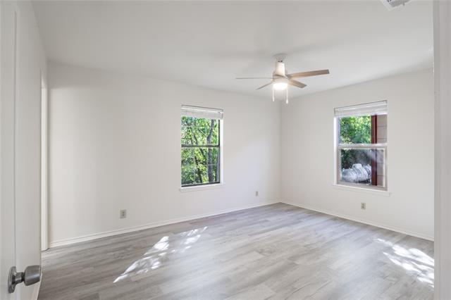 Building Photo - 128 Siesta Ct