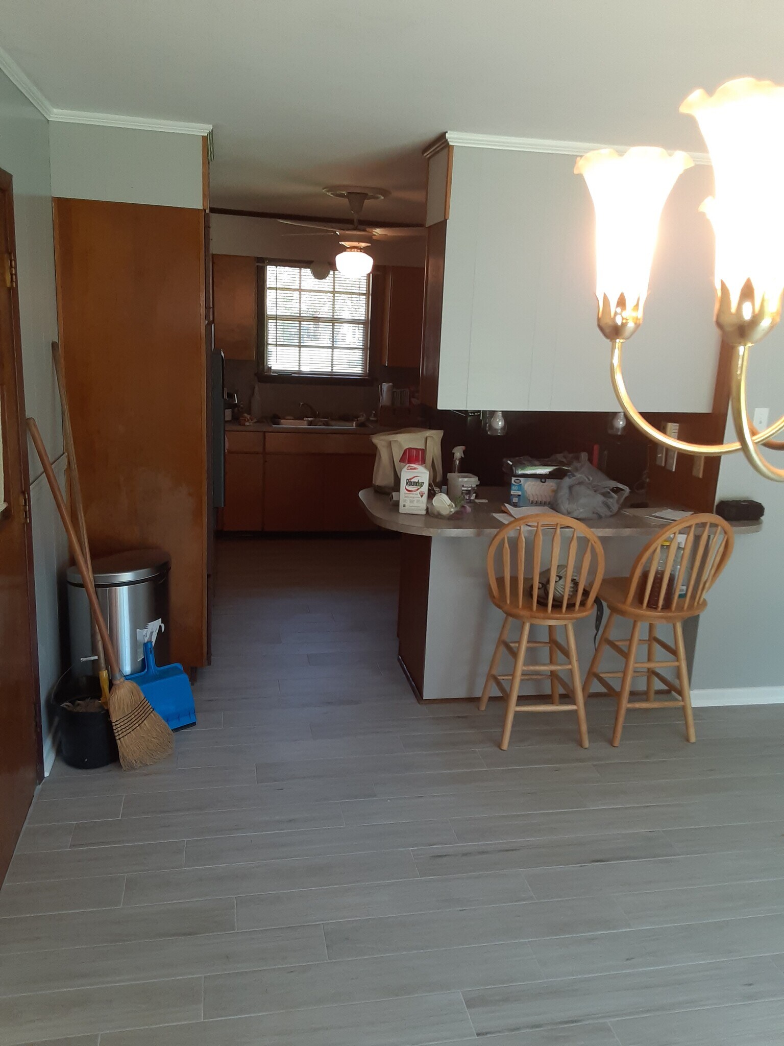 Kitchen - 9469 Macedonia Ave