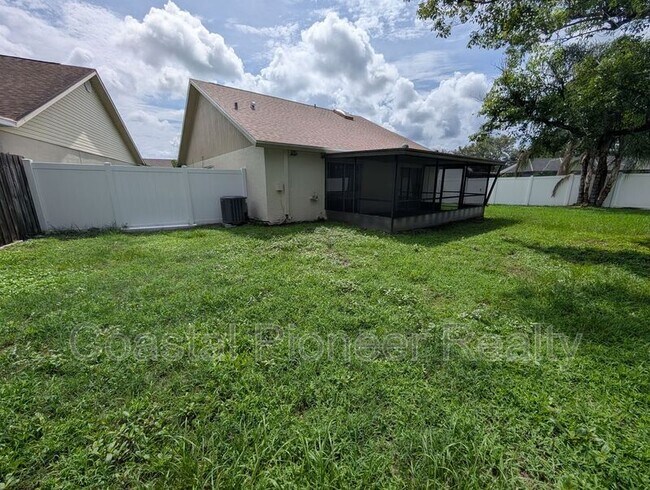 Building Photo - 1331 Coolridge Dr