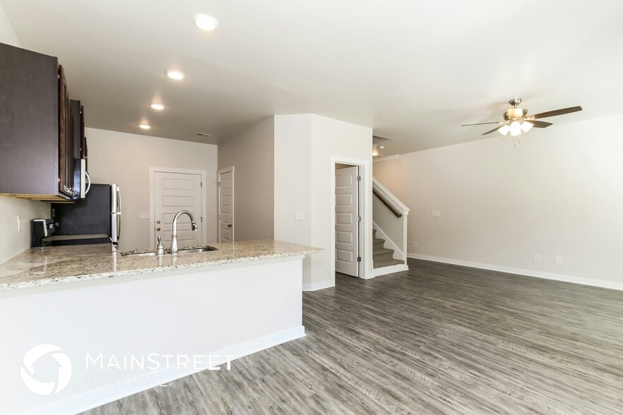 Building Photo - 5556 Cathwick Trce