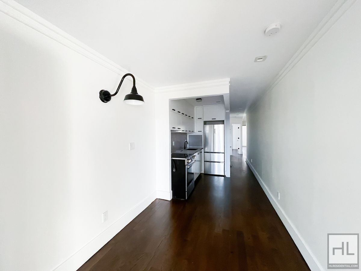 Building Photo - Carroll Gardens 2-Bed 1-Bath / In Unit W&D