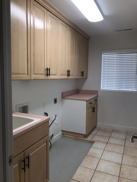 Building Photo - 876 Lizzie Ln