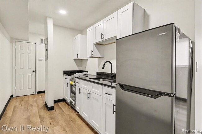 Building Photo - 13031 Joy Rd