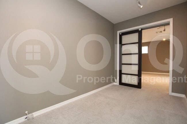 Building Photo - 5844 E Carefree Mountain Dr