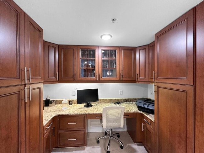 Building Photo - 3000 N Ocean Dr