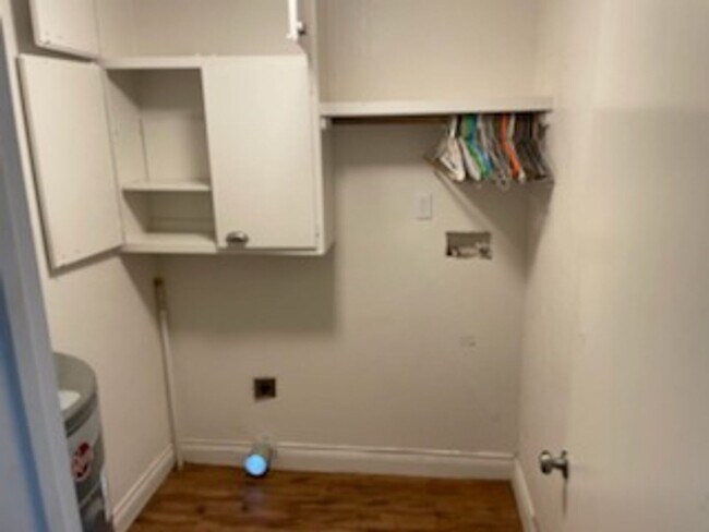 Building Photo - 2903 N U.S. Hwy 281