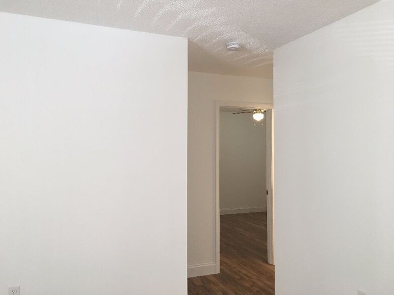 Building Photo - 1417 29th St
