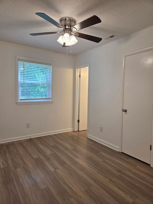 Building Photo - 4 bedroom in Maiden