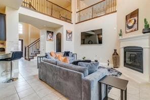 Building Photo - 4416 Lakeview Dr