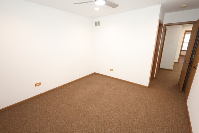 Building Photo - 1840 Grove Ave