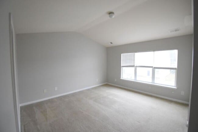 Building Photo - Beautiful 3BR 2.5BA Home w/ Community Pool Access in Calloway Glen