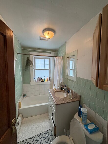 Building Photo - 229 Corey Rd