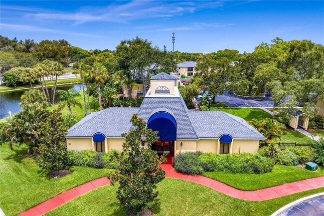 Building Photo - 3001 58th Ave S