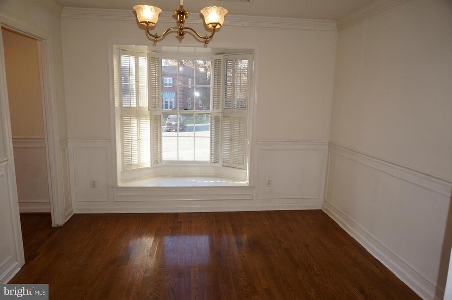 Dinning Room - 6639 Hillandale Rd