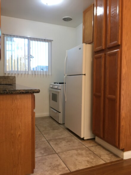 Building Photo - 815 Pacific Ave