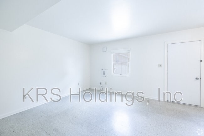 Building Photo - 280 Gulfstream Dr