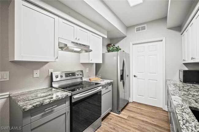 Building Photo - 4665 St Croix Ln